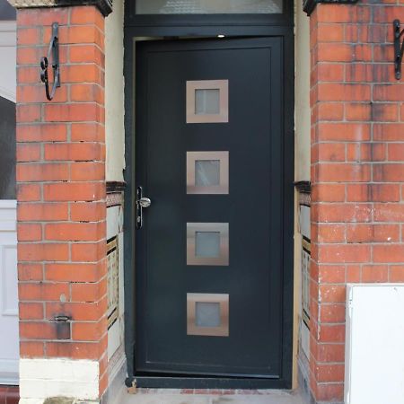 Townhouse Plus @ 282 Walthall Street كرو المظهر الخارجي الصورة