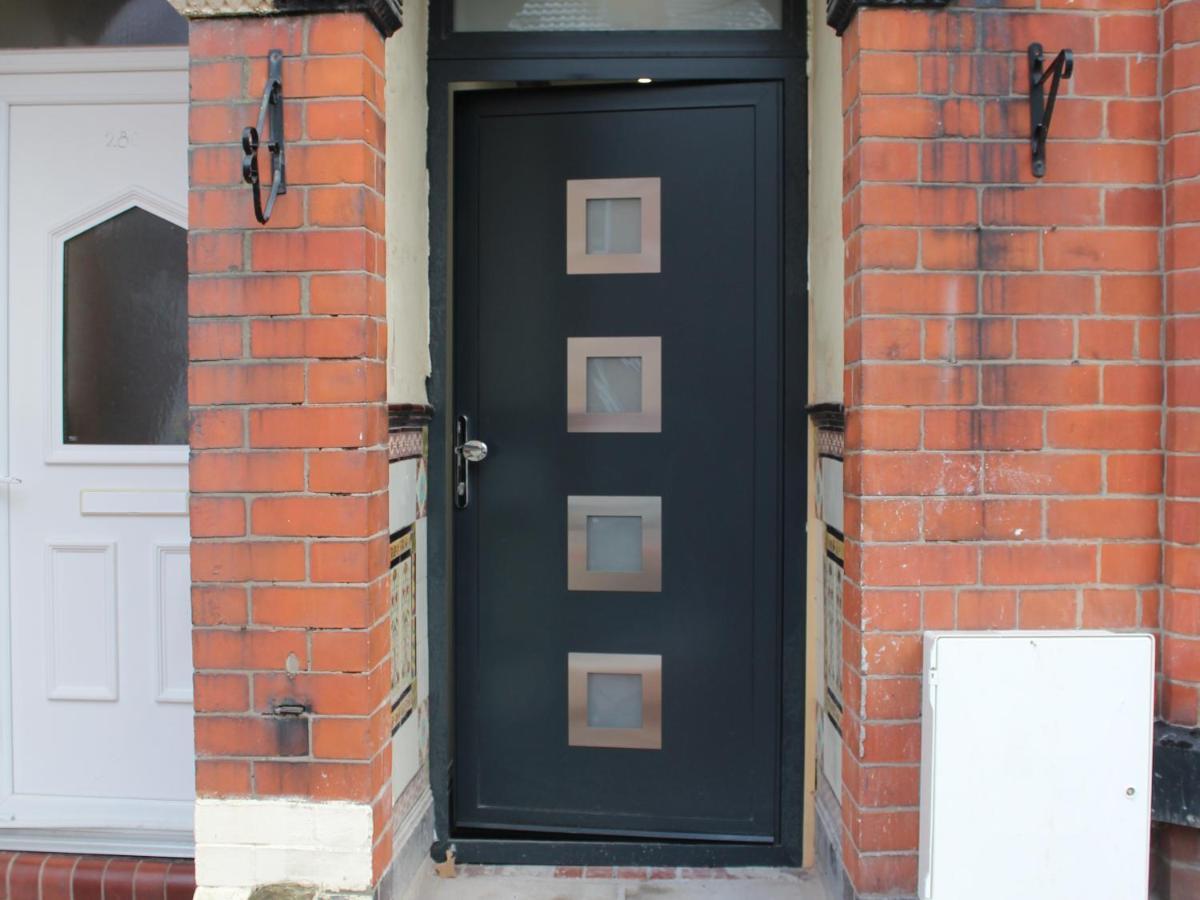 Townhouse Plus @ 282 Walthall Street كرو المظهر الخارجي الصورة